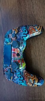 PS4 ovládač - 2