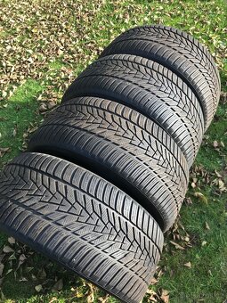 Prodám zimní pneu 285/40/21 - 2