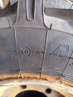 Prodám pneu 10/75/15.3 - 2