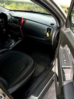 Kia Sportage 2.0 CRDI 4x4 tažné - 2