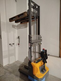 Paletový vozík - 2