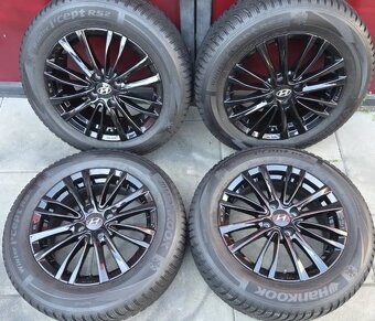 15"HEZKÁ ČERNÁ ZIMNÍ OBUTÁ KOLA 4x100 HYUNDAI i10 - 2