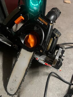 Tesařská řetězová pila protool SSP 200 EB + 5 dalších řetězů - 2