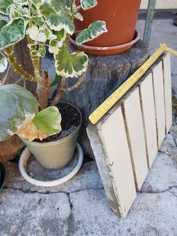 Zahradní obrubníky, obklady na sokl - 2