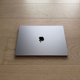 NOVÝ APPLE MACBOOK AIR 15” M3/256GB/8GB/BATERIE 100% - 2