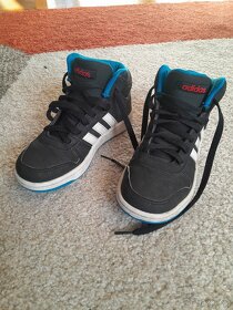 Kotníkové botasky Adidas - 2