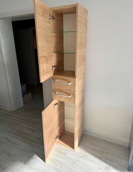 Koupelnová skříňka - 2