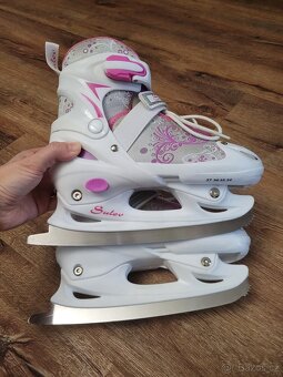 Rostoucí dívčí brusle Sulov 34-37 - 2