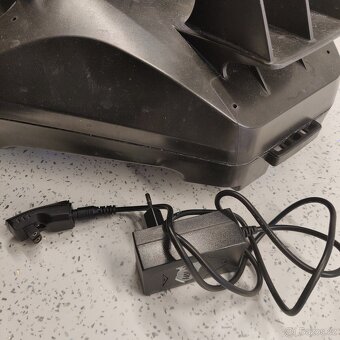 Bazénový vysavač - 2