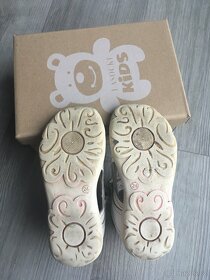 Kožené sandálky Lasocki - vel. 24 - 2