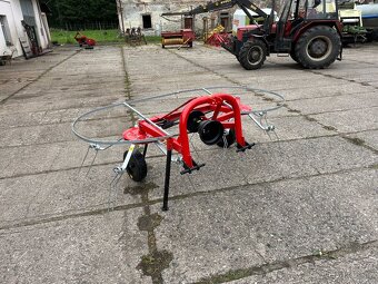 Dvou rotorový obraceč píce Jarmet - 2