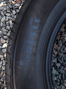 Pirelli Powergy 235/60 R18 103V - 2