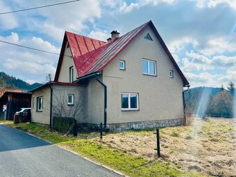 RD se zahradou v Karolince - 2