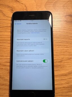 Apple iPhone 6s Plus 64GB - 2
