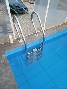 Bazénový žebřík 4 stupně i do slané vody - 2
