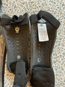 chrániče Adidas nové M - 2