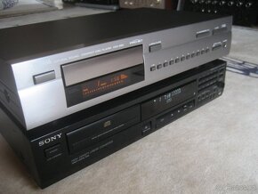 Prodám CD YAMAHA CDX 590 + SONY CDP 497 - 2