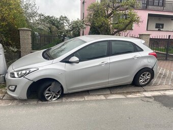 Hyundai i 30 ND - 2