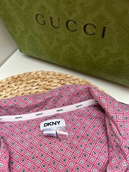DKNY vel M - 2