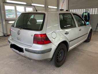 Volkswagen Golf IV 1.6i 77Kw Edition - Klima - 2