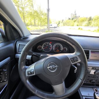 Opel Vectra C cdti 1,9 110kW - 2