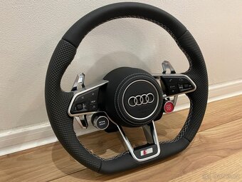 AUDI R8 VOLANT SPORTOVY - START/STOP - DRIVE SELECT - 2