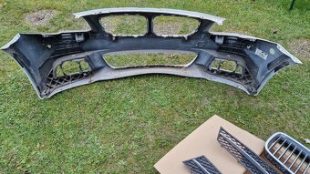 BMW F10/11 M paket -naraznik - 2