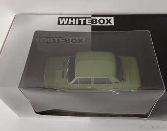 Lada 1500 Whitebox 1:24 hráškově zelená 1977 - 2