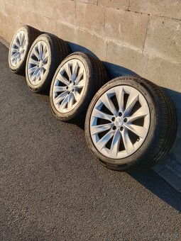 ALU 20" 5x120 Tesla nové pneu čidla - 2