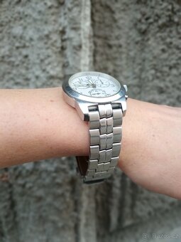 Pánské hodinky Tissot s chronografem a datem, svítící ve tmě - 2