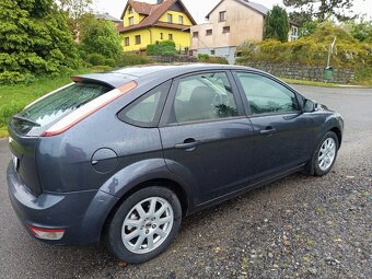Ford Focus 1.6i 74kw Facelift Nová STK - 2