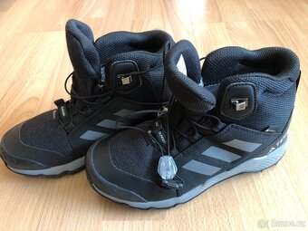 Adidas Terrex vel. 33 - 2