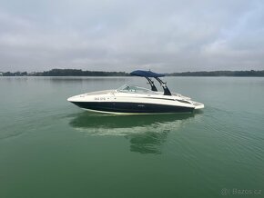 Laminátová sportovní loď SeaRay 240 Sundeck - 2
