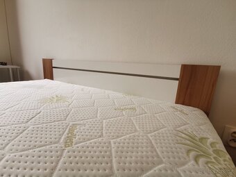 Postel s tastickovou matraci poseidon - 2