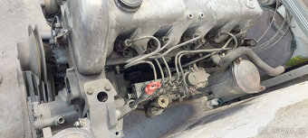 Mercedes motor 300D om 617 - 2