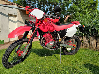 Honda XR400R v perfektním stavu. - 2