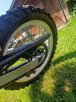 Yamaha XT 125 r - 2