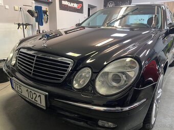 Mercedes Benz E W 211 E 500, 4Matic - 2
