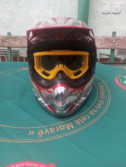 No vás motokrosová helma - 2