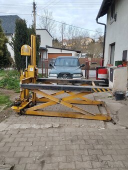 Hever mobilní nůžkový 2t - 2