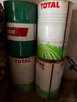 Naftové sudy 200 litrové 4x - 2