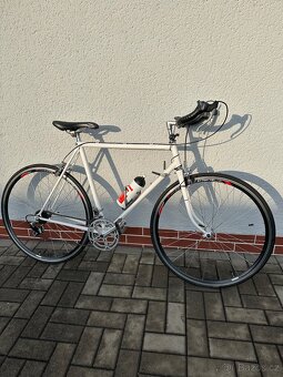 kolo Favorit - 2