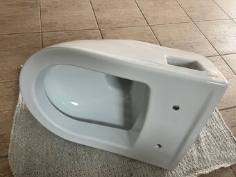 Nové závěsné WC EBS - 2