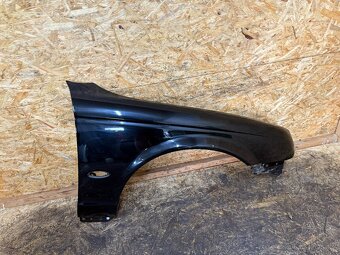 PRAVÝ PŘEDNÍ BLATNÍK JAGUAR S-TYPE - 2