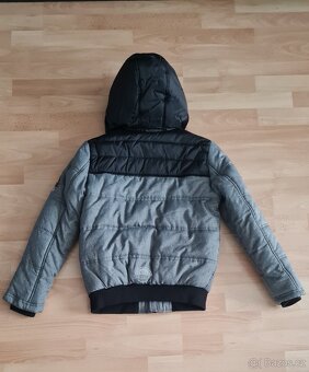 Chlapecká bunda vel. 146-152 - 2