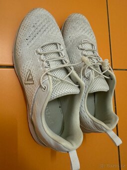 Dámské lehké tenisky na šňůrku vel. 39 - 2