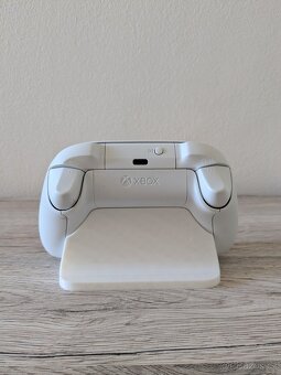 Stojan na ovladač controller Xbox Series S / X - 2