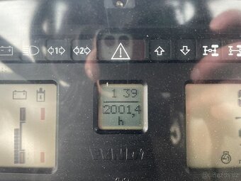 Fendt 411Vario•traktor 4WD•87kW-2001mth - 2