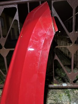 Škoda Karoq  (pravý přední blatník) - 2