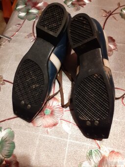 Retro  kufřík, Retro  boty  na běžky - 2